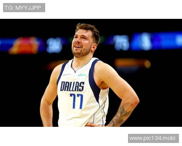 东契奇弗拉格缺阵,詹姆斯豪取三双,湖人主场124:104大胜独行侠 东契奇弗拉格缺阵,詹姆斯豪取三双,湖人主场124:104大胜独行侠